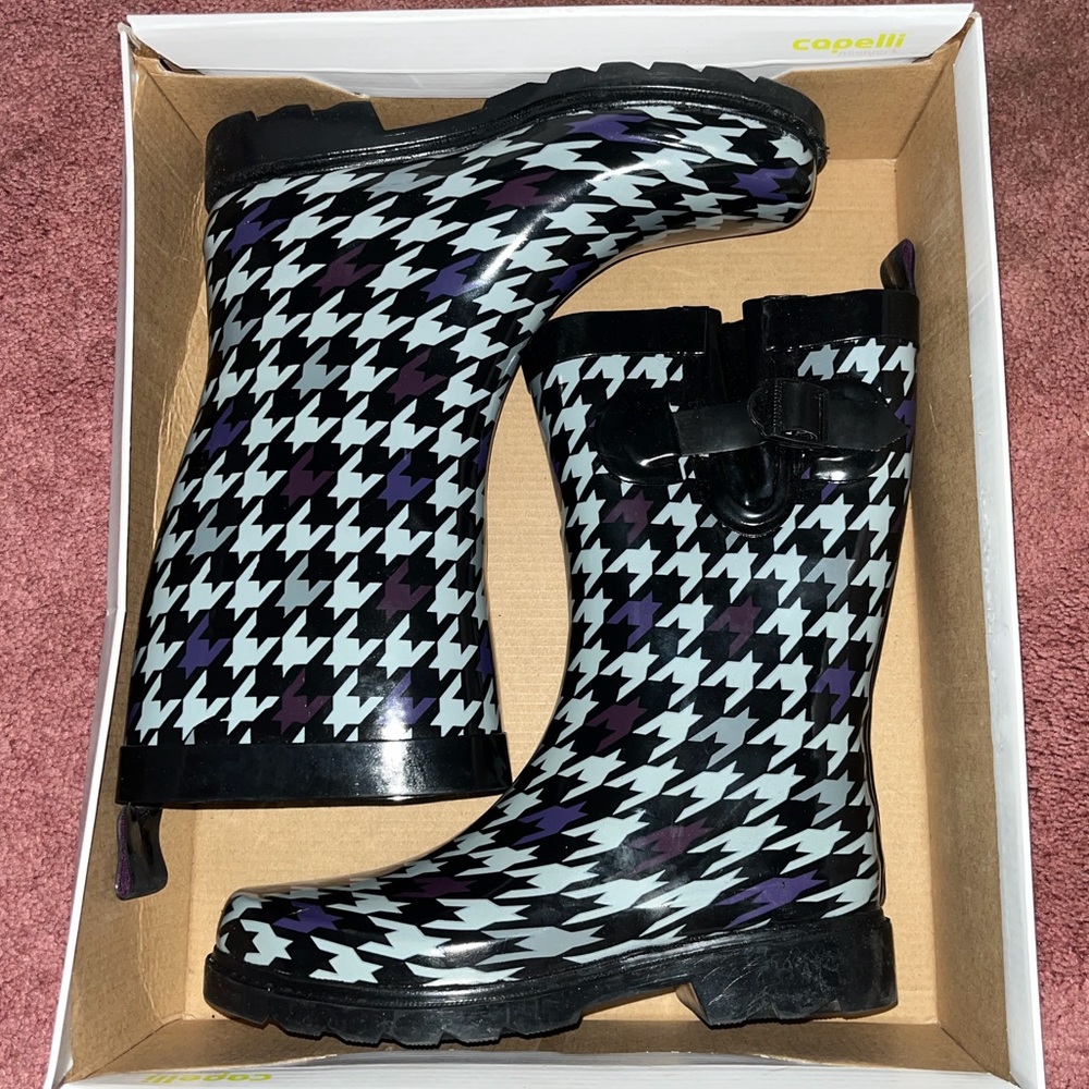 Capelli of New York Houndstooth Rain Boots - Black and Purple
